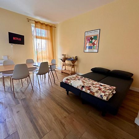 Libeccio 1 - Holiday Home & Parking Леричи Екстериор снимка